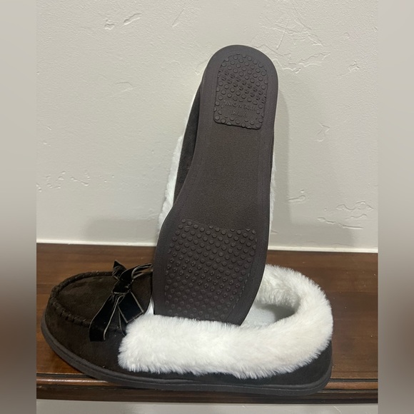 New plush fur lined moccasins Jessica Simpson brown warm suede slippers - Picture 6 of 6